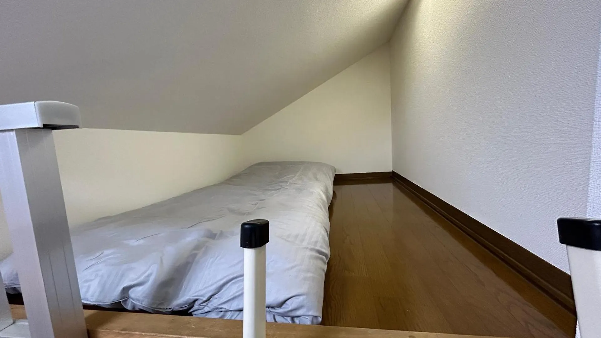 Guest House Inspired Hakata Fukuoka  0*, Fukuoka (Fukuoka) Japan